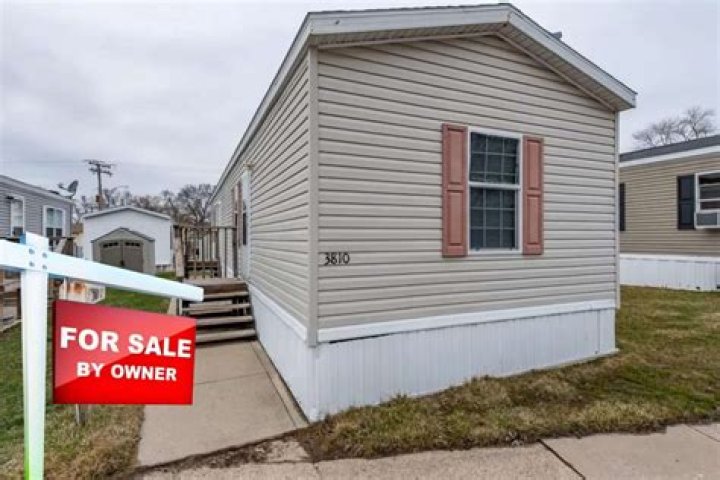 Are there used mobile homes for sale by owner?