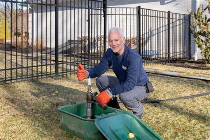 Can MA residents work in RI?