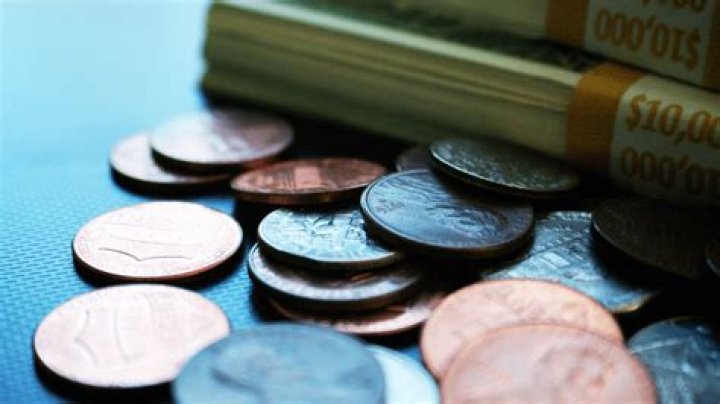 Do minors have to pay tax on stocks?