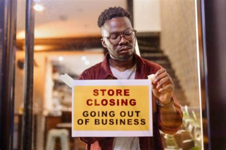 How do you tell if a small business is struggling?