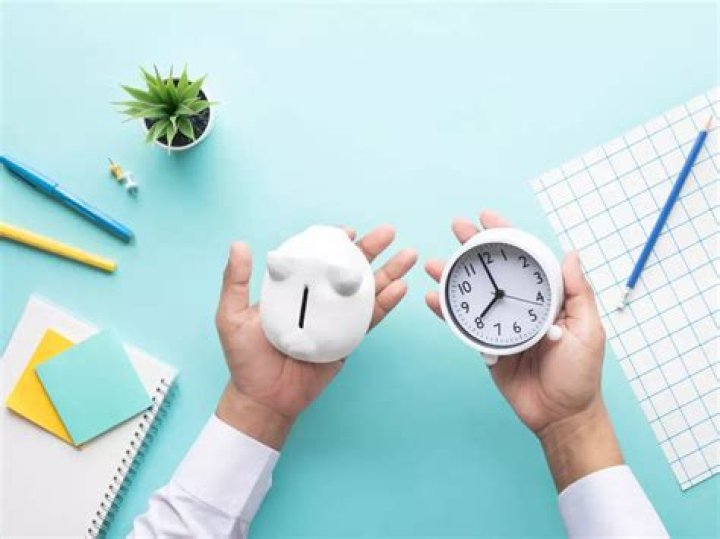 How long do you have to wait to close a checking account?