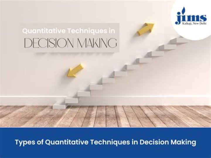 How many quantitative techniques can be used in decision making?