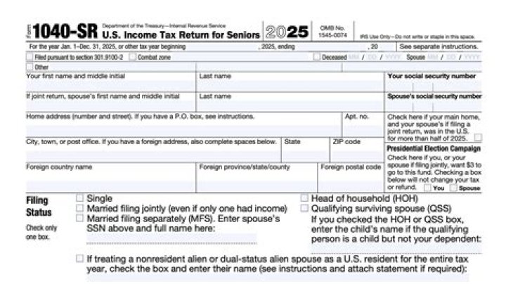 What are some of the advantages of using Form 1040-SR tax return for seniors?